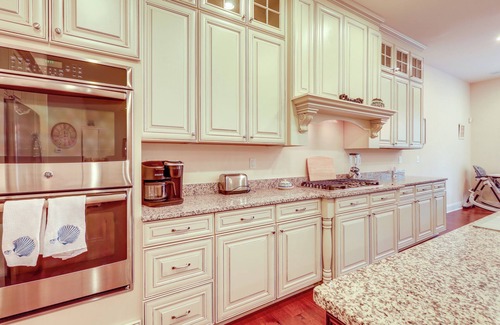 Ocean View House | Shuttle to Beach: 'Shore Thing' Home in Ocean View