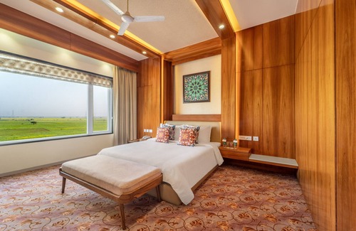 Orai Hotel | Shyama Sarovar Portico