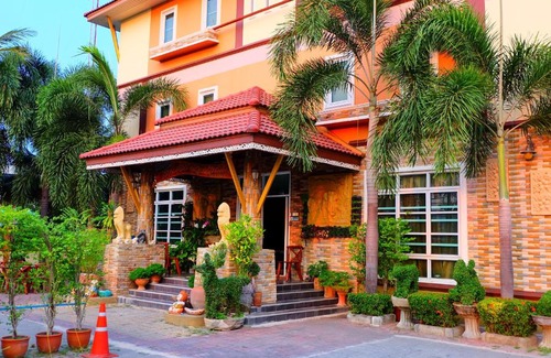 Lop Buri Hotel | Siam House Interplace