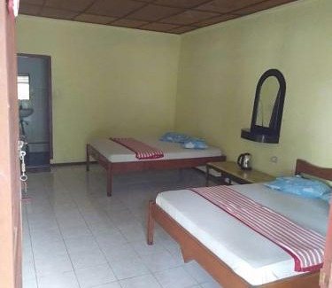Tuk Tuk House | Sibayak Guesthouse