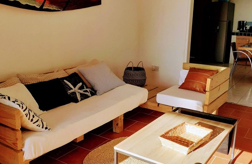 Pointe Michel House | SIBOULI: 6-person apartment with swimming pool