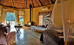 Kenton on Sea Cabin | Sibuya Game Reserve and Lodge
