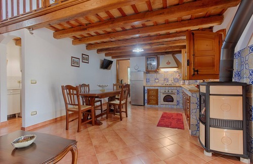 Castelluzzo Villa | Sicilian rustic style Sunday farmhouse with exclusive pool | 7 beds