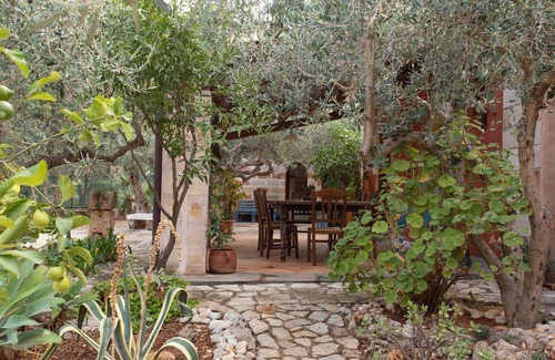 Castelluzzo Villa | Sicilian rustic style Sunday farmhouse with exclusive pool | 7 beds