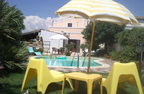 Tresauro Villa | Sicily - Typical holiday villa with swimming pool 6/8 Pax