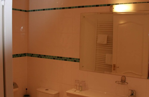 Sidmouth House | Sid Valley stunning whole house let, or Bed and Breakfast