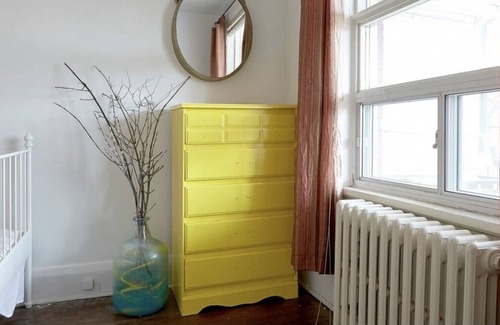 Leslieville House | Side Street Oasis: 2bdrm+Den Open Concept