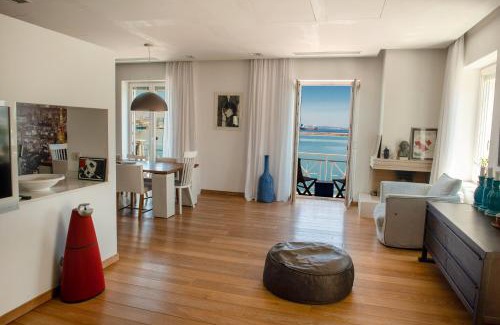 Chios Apartment | Sideratos Sea View City Apartment