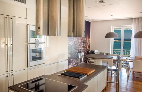 Chios Apartment | Sideratos Sea View City Apartment