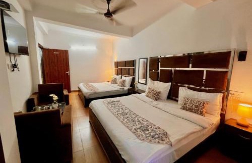 Sursand Hotel | Sidhi Cafe & Lodge