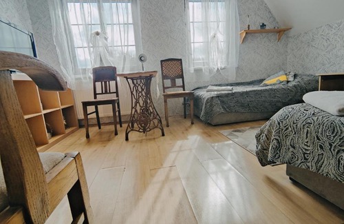Miroslawiec Apartment | Siedem Ogrodów - Pokoje w Domku Kucharza
