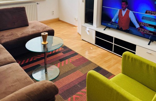 Plauen Apartment | Siegen balcony retreat