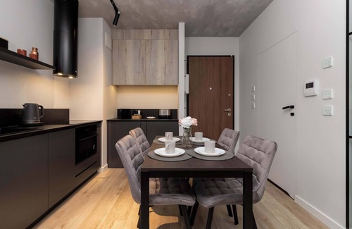 Gdansk City Center Apartment | Sienna Grobla 8A | Stylish Apartment | Balcony