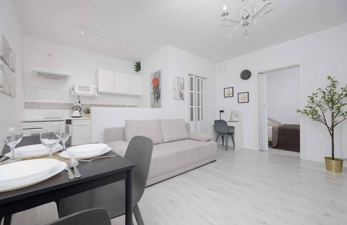 Piaseczno Apartment | Sierakowskiego 25A | Bright Apartment | Parking