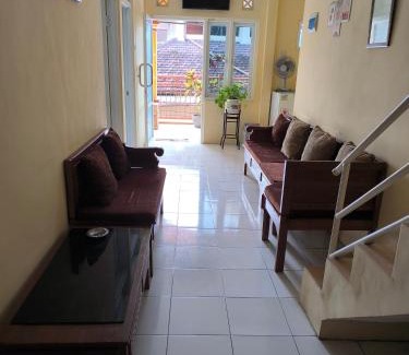 Malang House | Sierra Homestay 3 Bedrooms