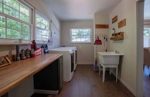 Twain Harte House | Sierra Pines Retreat –Family Home, Hiking, Fishing