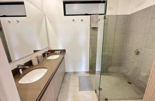 Armenia Apartment | Sierra real coccora 101 torre 1-Lindo Apartamento cerca al club campestre