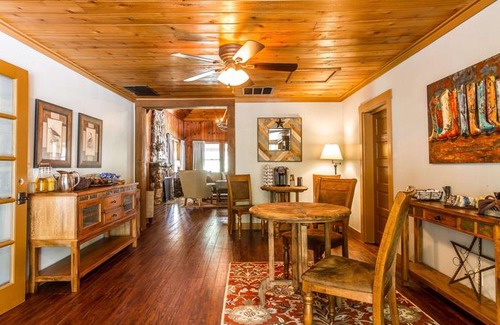 Yosemite Forks Hotel | Sierra Sky Ranch an Ascend Hotel Collection Oakhurst