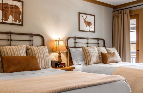 Yosemite Forks Hotel | Sierra Sky Ranch, Ascend Hotel Collection