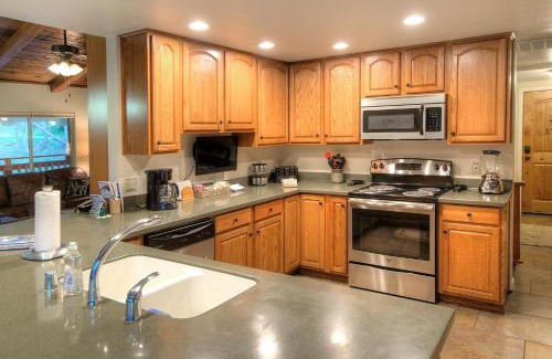 Yosemite Forks House | Sierra Springs