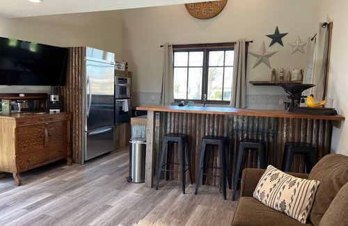 Sierraville Apartment | Sierraville Cottage - Spacious, Private, Gorgeous, Comfy - Sleeps up to 6