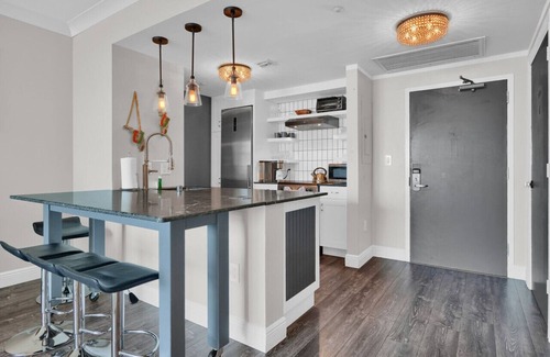 Coconut Grove Apartment | Sight of SAIL Boats! Tranquil 1/1.5 Coconut Grove