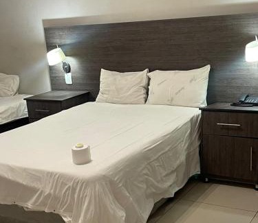 Greater Johannesburg Metropolitan Area Hotel | Signature Hotel