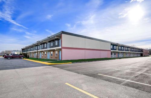Danville Hotel | Signature Inn Danville