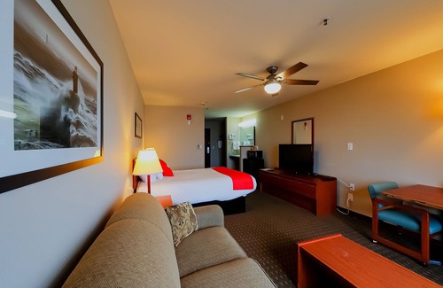 Lincoln City Hotel | Siletz Bay Beachfront Hotel by OYO Lincoln City