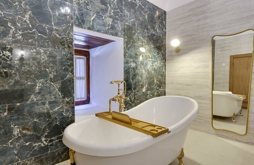 Tokat Bed & Breakfast | Silk Road Museum Hotel