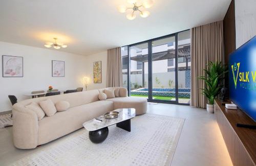 Dubai Villa | Silk Valley - 4B near Al Hamriyah | Private Pool