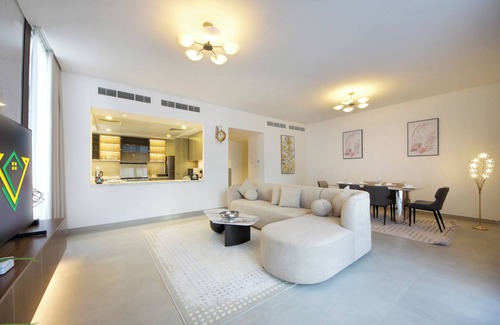 Dubai House | Silk Valley-Luxury 4B with private pool