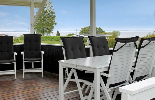 Kettingskov House | "Silka" - 250m from the sea by Interhome