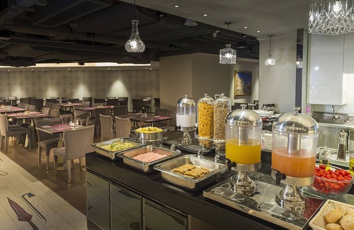 Kwai Chung Hotel | Silka Tsuen Wan Hong Kong