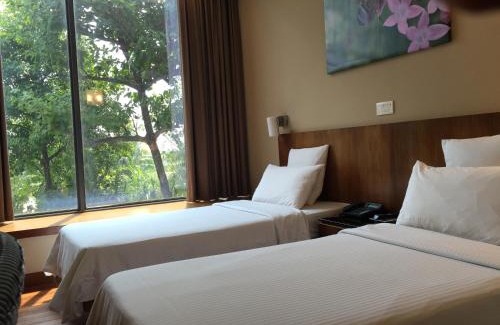 Singapore Resort | Siloso Beach Resort - Sentosa