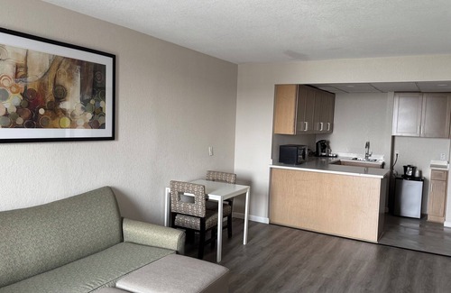 Saint Joseph Hotel | Silver Beach Hotel