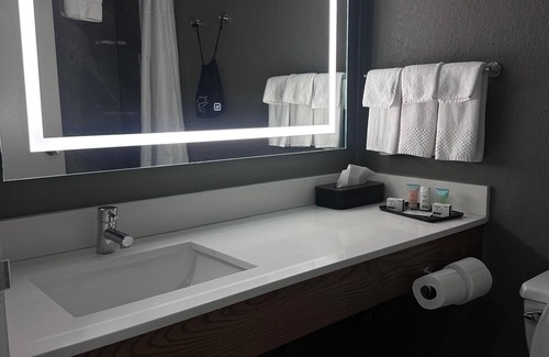 Saint Joseph Hotel | Silver Beach Hotel