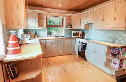 Creegh House | SILVER BIRCH, family friendly in Cooraclare, County Clare