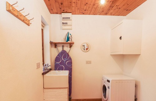 Creegh House | SILVER BIRCH, family friendly in Cooraclare, County Clare