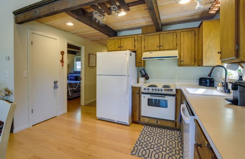 Silver Creek House | Silver Creek Vacation Rental on Mayfield Lake!