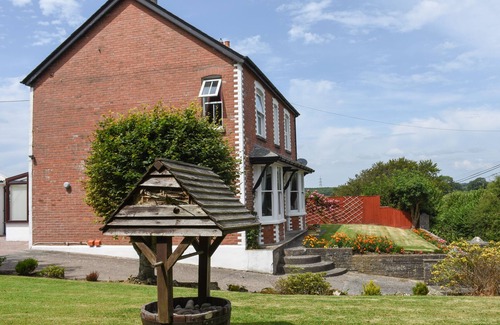 Holsworthy House | SILVER CROOKS, pet friendly, country holiday cottage in Holsworthy