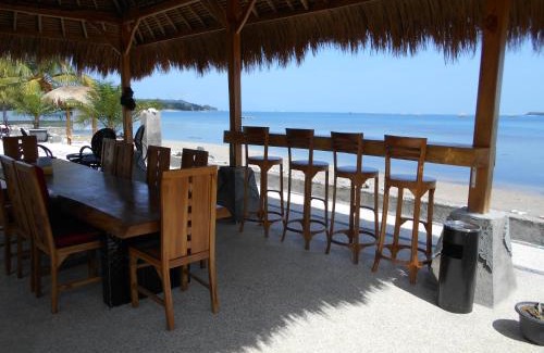 Sekotong Barat Hotel | Silver Fern Beach Retreat