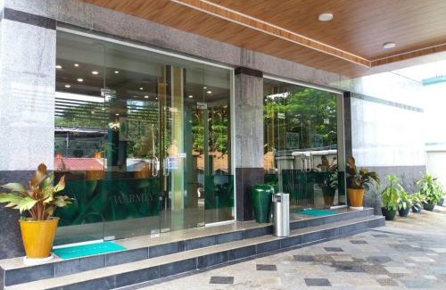 Yankin Township Hotel | Silver Green Hotel