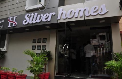 Thousand Lights Apartment | Silver homes