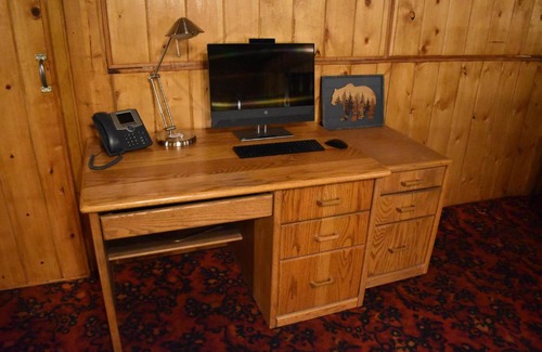 St. Anthony Hotel | Silver Horseshoe Inn