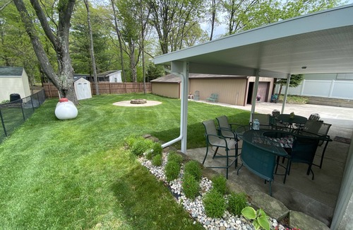 Mears House | Silver Lake Custom Cottage in the HEART of SLSD