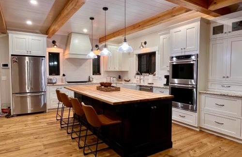 Lee House | Silver Lake Lodge