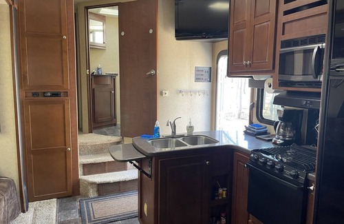 Mears House | Silver Lake Voltage RV Lodging