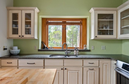 Sunset Ridge House | Silver Lining Lodge 374 I Amazing Views I Private Hot Tub I Best Price I Discounted Attractions