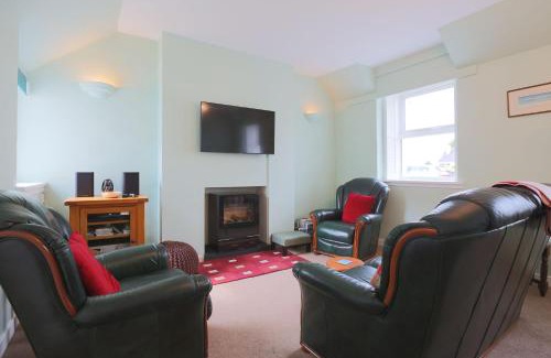 Creetown House | Silver Lodge